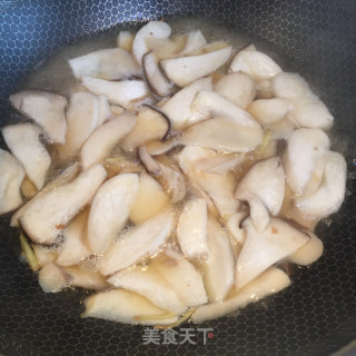 杏鲍菇炒牛肉的做法步骤：4