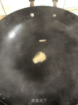 猪油番茄炒鸡蛋的做法步骤：3