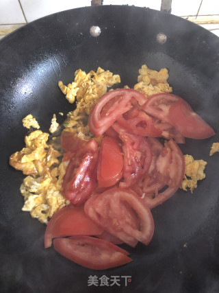猪油番茄炒鸡蛋的做法步骤：6