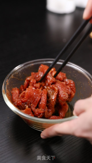 至尊小炒牛的做法步骤：2