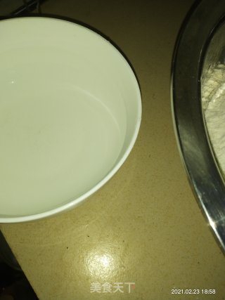馒头的做法步骤：2