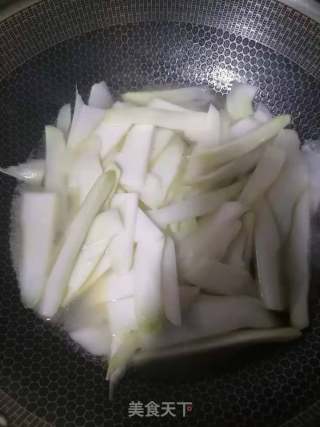 素炒荠菜的做法步骤：3