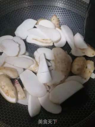 素炒芋片的做法步骤：3