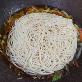 胡萝卜白菜肉焖面的做法步骤：7