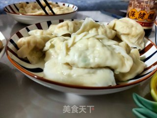 素白菜煎饺的做法步骤：1