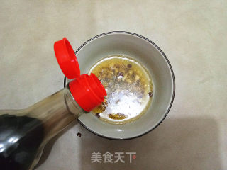 蒜香蟹味菇拌木耳的做法步骤：9