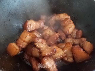 红烧肉熏鸡蛋烩大白菜的做法步骤：4