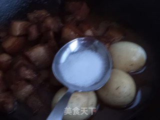 红烧肉熏鸡蛋烩大白菜的做法步骤：8