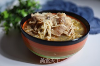 金针菇煮羊肉片的做法步骤：6