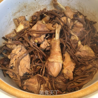 茶树菇焖鸡的做法步骤：9