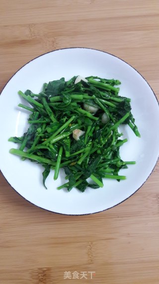 炒油菜心的做法步骤：6