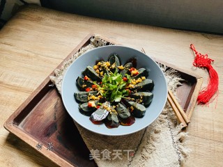 超级开胃的凉拌皮蛋的做法步骤：6