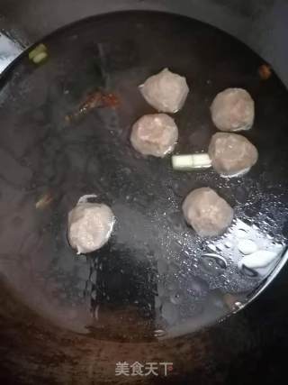 早餐牛肉丸汤粉的做法步骤：3