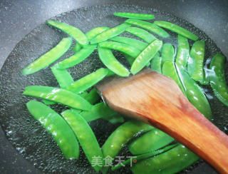 乌贼鲞炒荷兰豆的做法步骤：5
