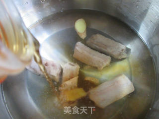 菜芯排骨鹌鹑汤的做法步骤：5