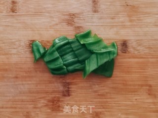 洋葱炒鸡蛋的做法步骤：3