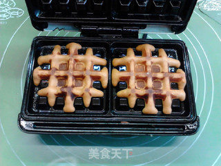 太妃炼奶华夫饼的做法步骤：9