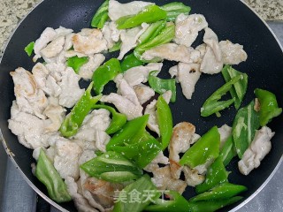 辣子鸡柳的做法步骤：6