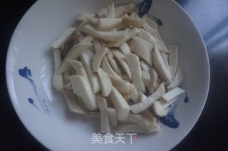 #早春美味#比肉好吃的小炒素鲍丝的做法步骤：4