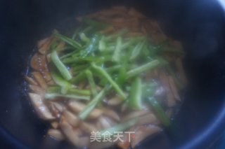 #早春美味#比肉好吃的小炒素鲍丝的做法步骤：12
