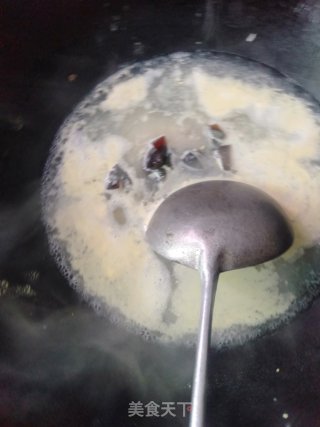 菠菜皮蛋粥的做法步骤：3