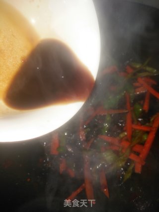 鱼香肉丝的做法步骤：8