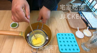 第一次尝试自制滚元宵，抹茶巧克力馅，简单又美味！的做法步骤：2