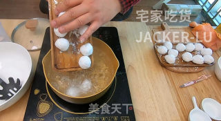 第一次尝试自制滚元宵，抹茶巧克力馅，简单又美味！的做法步骤：14