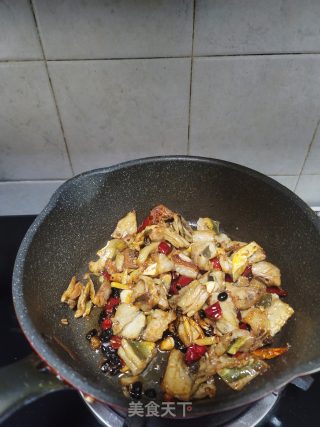 干煸腊鱼的做法步骤：7