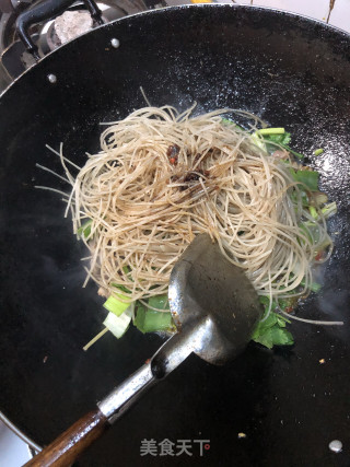 鸡杂粉丝的做法步骤：4