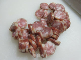 香肠炒菜芯的做法步骤：4