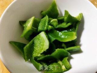 虾仁炒茄丁的做法步骤：5
