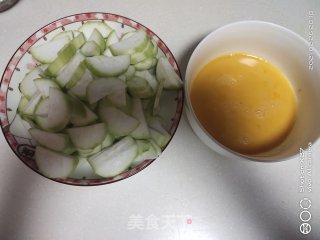 夜开花炒鸡蛋的做法步骤：1