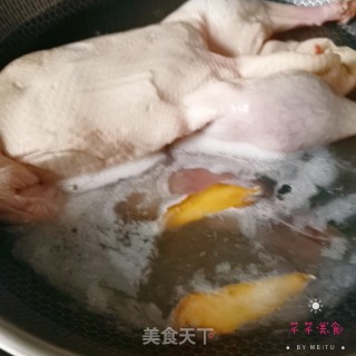 鸭子煲的做法步骤：2