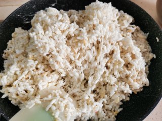 阴米花糖的做法步骤：7