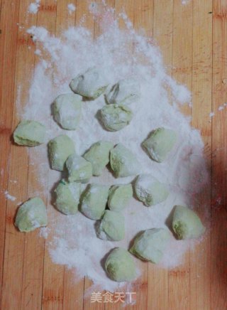 韭菜鸡蛋锅贴的做法步骤：7