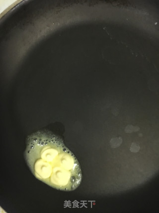 黑椒煎带子的做法步骤：2