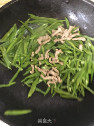 刀豆炒肉丝的做法步骤：8