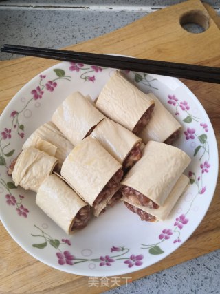 脆炸腐皮肉卷的做法步骤：7