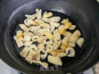 黄豆芽猪皮炖粉条的做法步骤：4