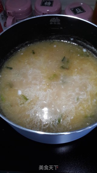 皇帝菜煮河源米粉的做法步骤：5