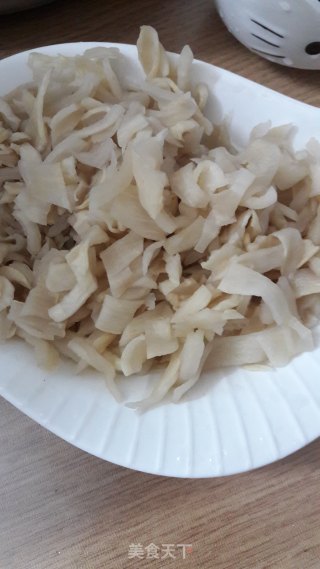 卜片炒肉的做法步骤：2