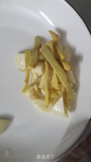 甜豆炒肉的做法步骤：3