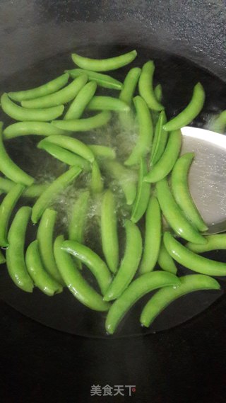 甜豆炒肉的做法步骤：5