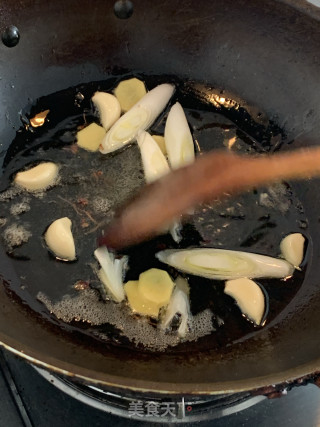 垮炖黄花鱼的做法步骤：4