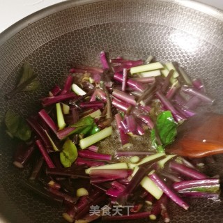 素炒红菜苔的做法步骤：4