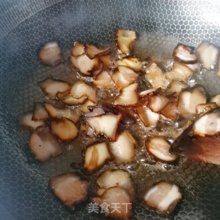 黎蒿炒腊肉的做法步骤：8