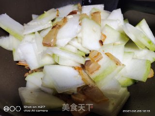 腊肉烧冬瓜的做法步骤：4