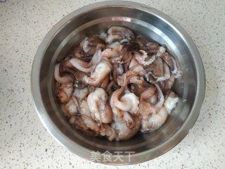 韭菜炒八爪鱼的做法步骤：3