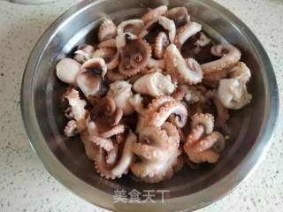 韭菜炒八爪鱼的做法步骤：6